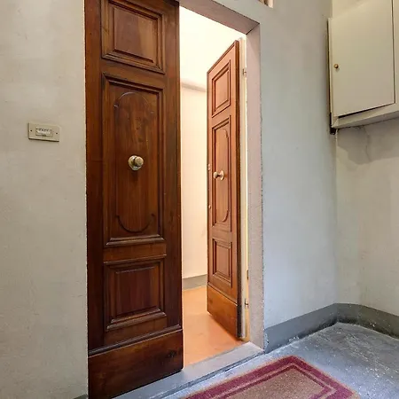 Servi 34 Apartment *