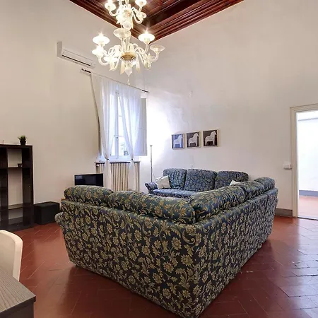 Apartment Servi 34 *