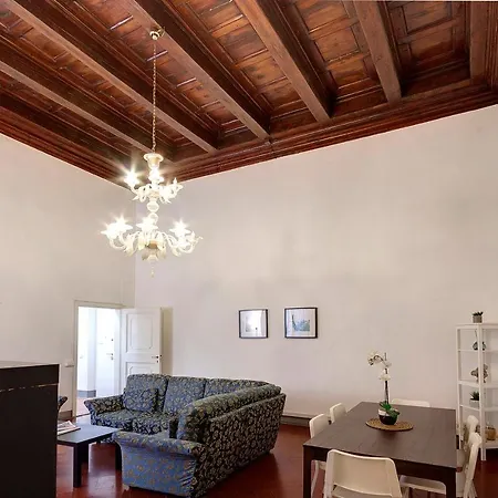 Servi 34 Apartment *