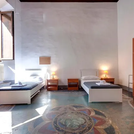 Apartment Servi 34 Florence