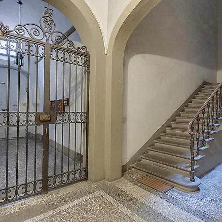 Apartment Servi 34 *